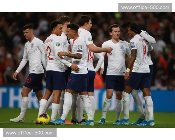 英格兰友谊赛练兵目的受质疑 球员伤病风险引担忧